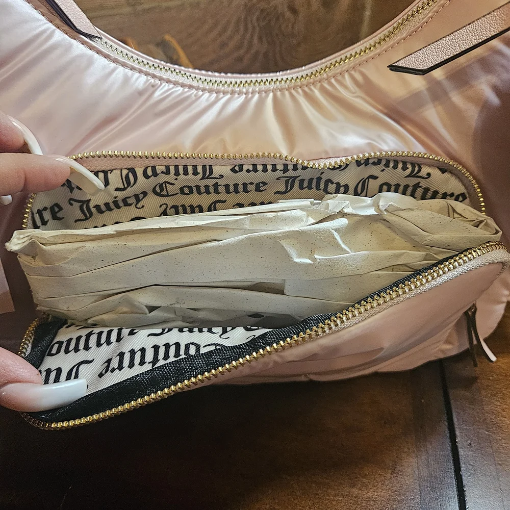 Juicy Couture Diamond 💓 Pink Hobo Bag